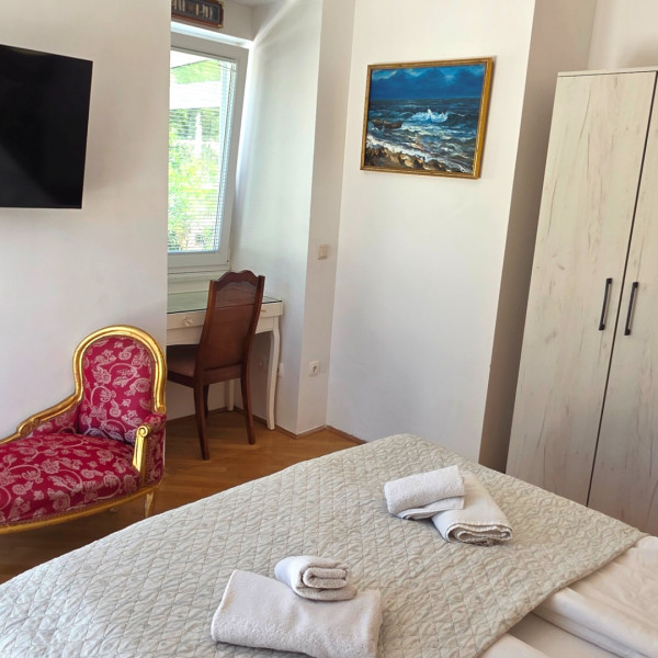 Zimmer, Villa Perla Baska, Villa Perla Baska mit Pool in der N&auml;he des Meeres, Ba&scaron;ka, Insel Krk, Kroatien Ba&scaron;ka