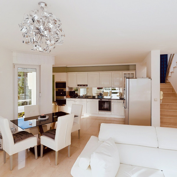 Das Wohnzimmer, Villa Perla Baska, Villa Perla Baska mit Pool in der N&auml;he des Meeres, Ba&scaron;ka, Insel Krk, Kroatien Ba&scaron;ka