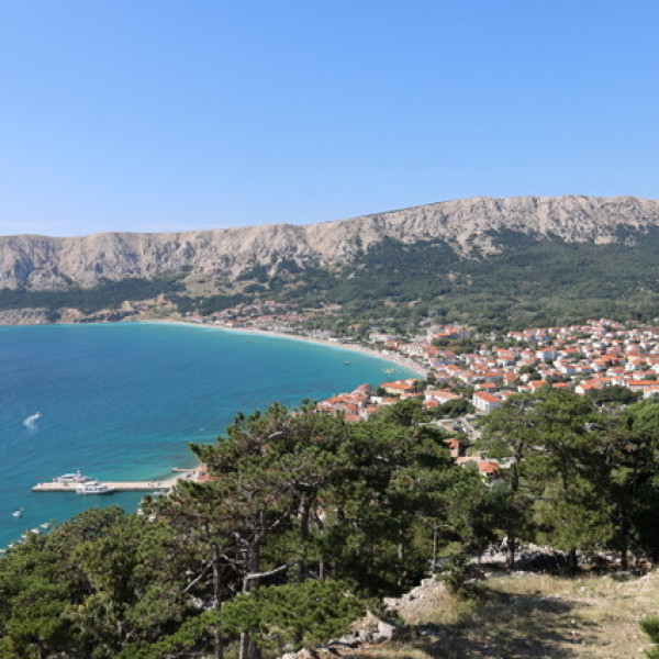 Villa Perla Baska, Villa Perla Baska mit Pool in der N&auml;he des Meeres, Ba&scaron;ka, Insel Krk, Kroatien Ba&scaron;ka