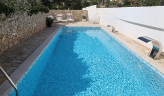 Villa Perla Baska, Villa Perla Baska mit Pool in der N&auml;he des Meeres, Ba&scaron;ka, Insel Krk, Kroatien Ba&scaron;ka